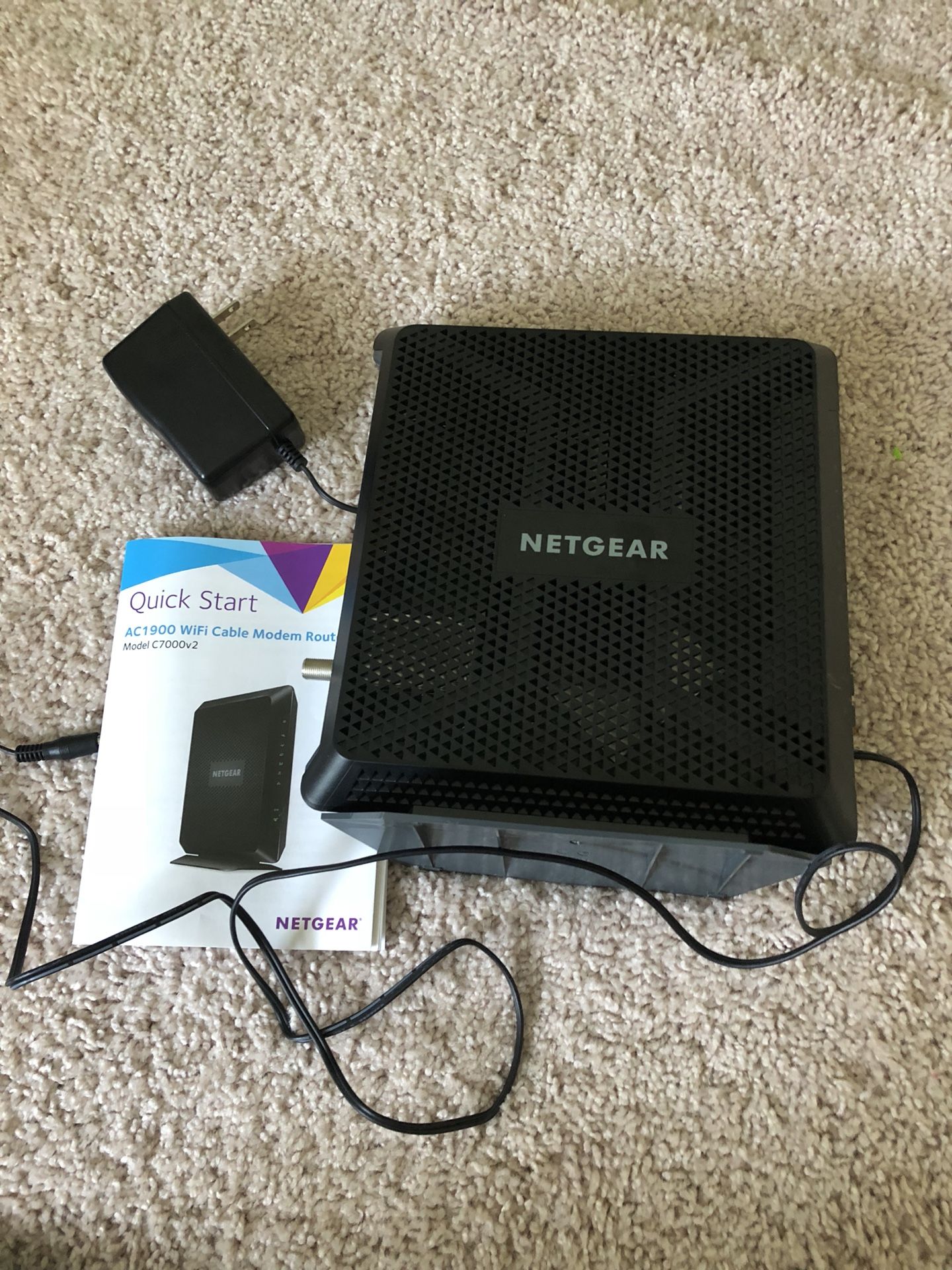 NETGEAR Nighthawk Cable Modem WiFi Router Combo C7000