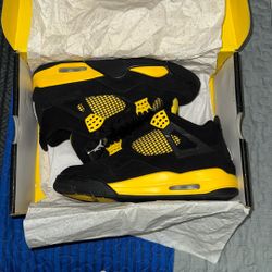 Jordan 4’s