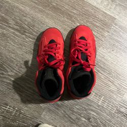 Red Jordans Size 4 1/2 Boys