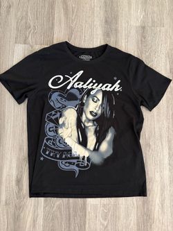 Juniors Sizes L Streetwear Graphic Tee