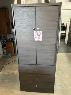 Wardrobe closet available in different colors