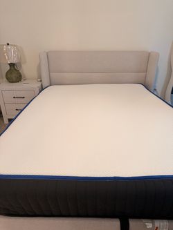 Queen hybrid mattress