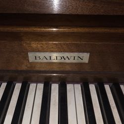 Baldwin  Piano