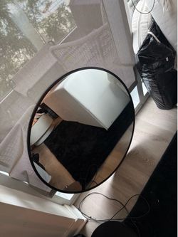 Circle Mirror