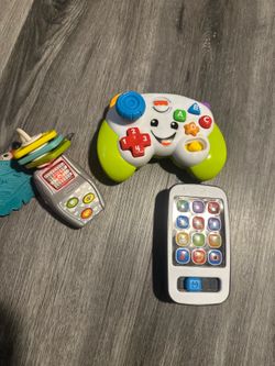 3 Fisherprice toys