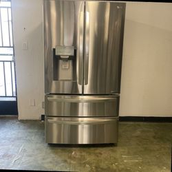 LG Four Door French Door Refrigerator QH