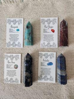 Natural Crystal Tower Bundle – 4 Piece Set + Info Cards ✨