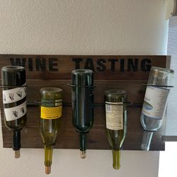 Wine Tasting Wall-Mounted Bottle Rack