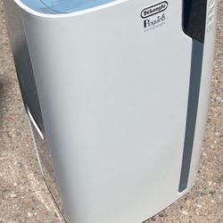 AC DeLonghi UV CARELIGHT Air CONDITIONING UNIT