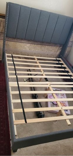 Bed frame full size