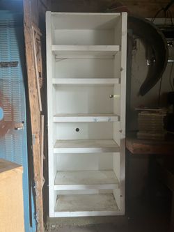 Sturdy White Shelf
