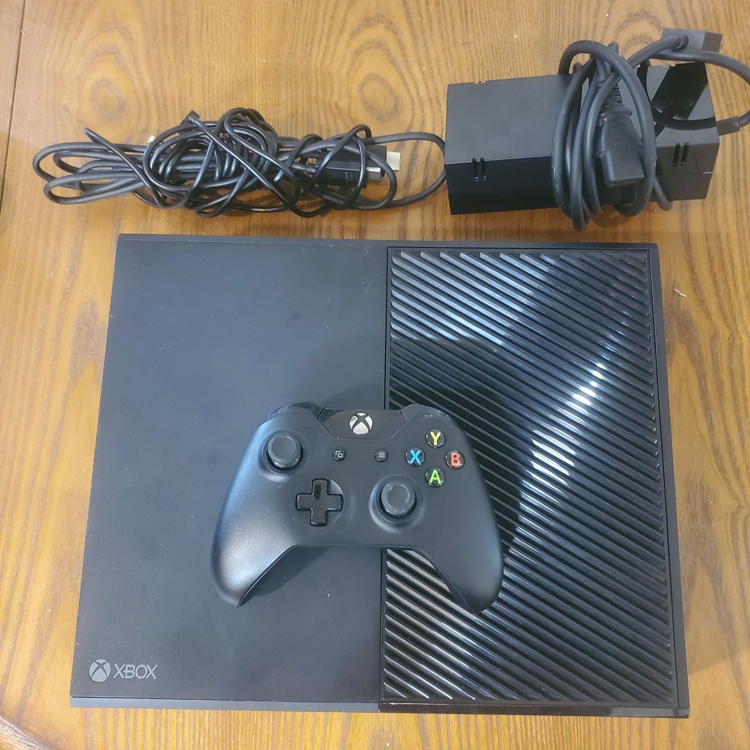 Xbox One in good condition 200 obo