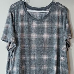 Size 3 Torrid Women's Short Sleeve Shirt