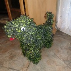 Garden Topiary  Faux  Pet/Battery Lites 