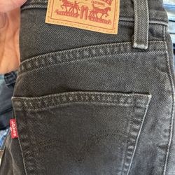 Womens Levi’s Shorts Size 23