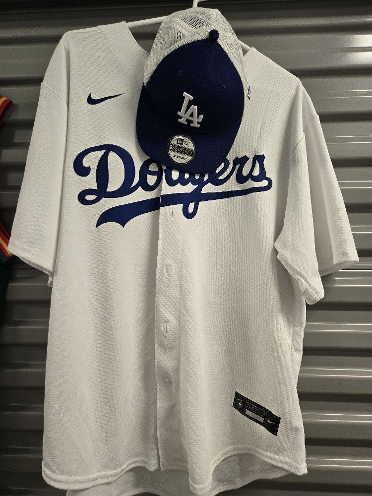 LA DODGERS JERSEY AND HAT BUNDLE