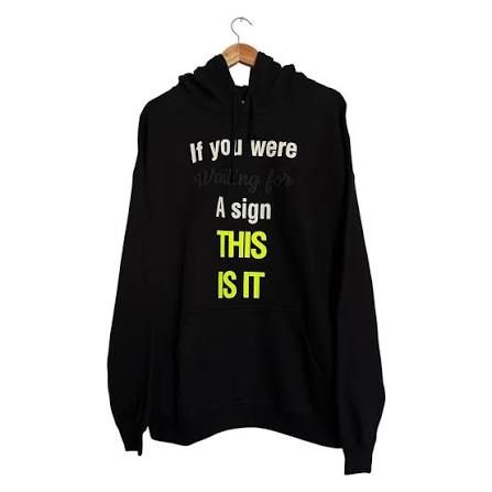 VETEMENTS “Free hugs” Hoodie