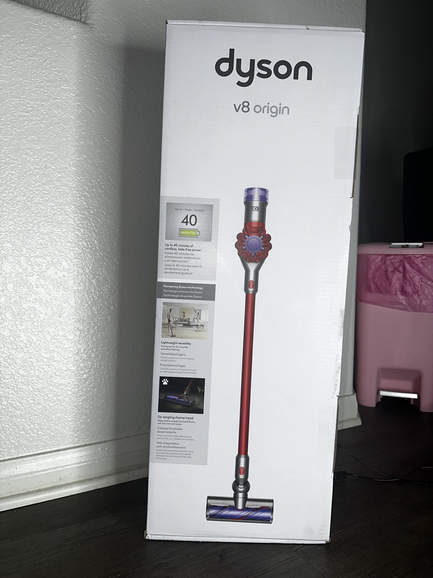 dyson vacuum V 8