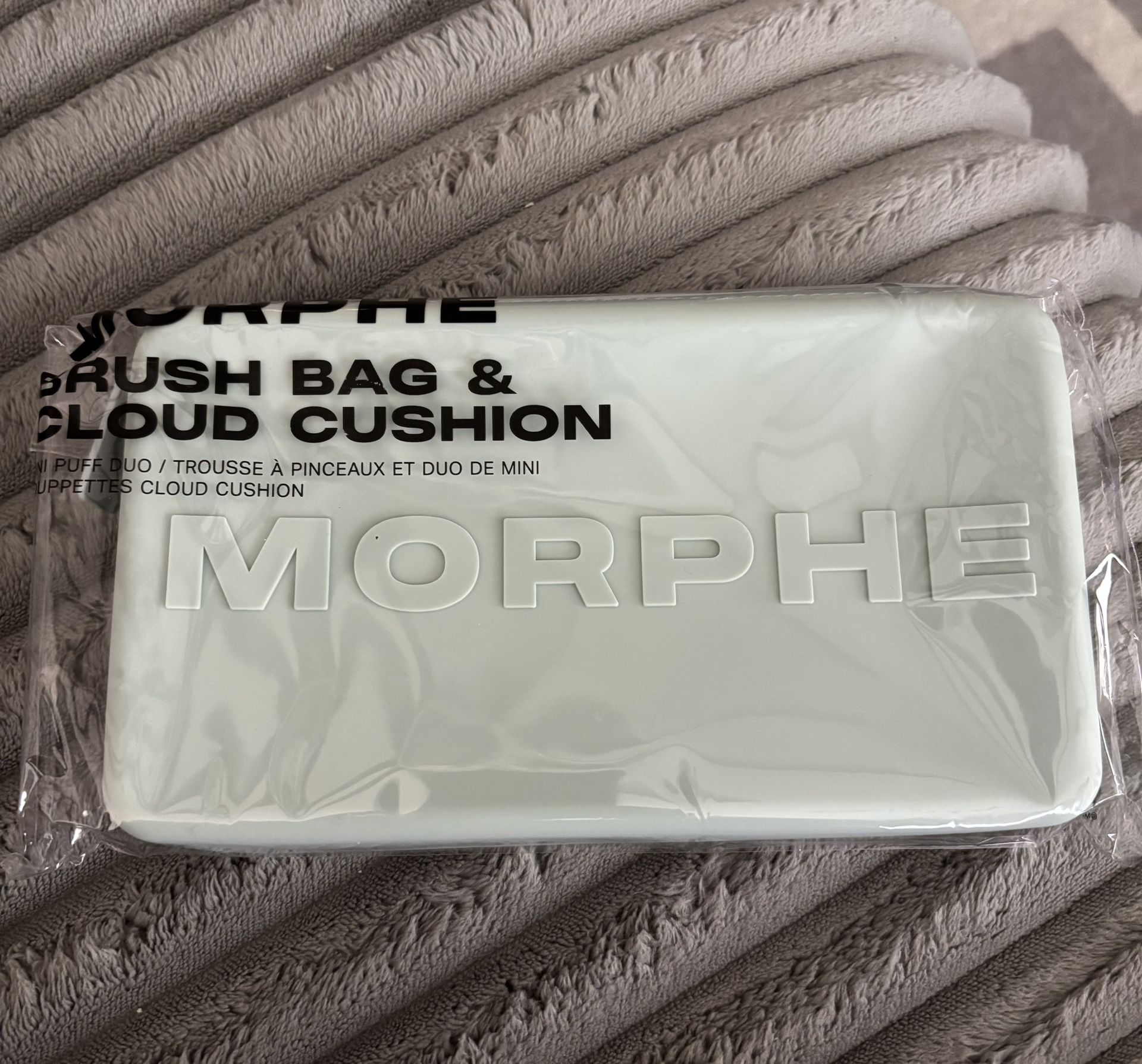 NEW MORPHE LARGE BRUSH BAG WITH CLOUD CUSHIONS $7!!