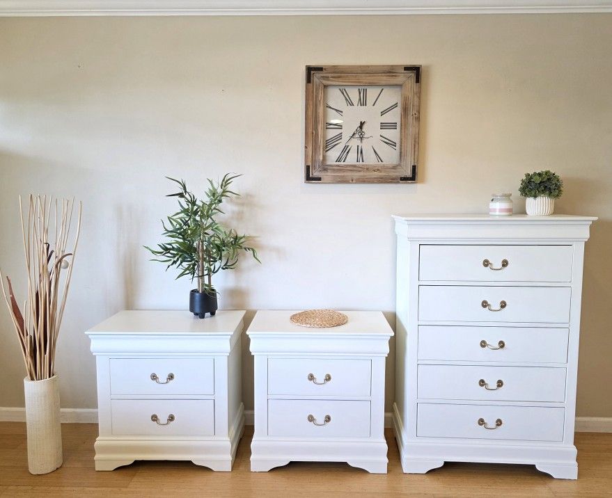 White Dresser Chest of Drawers & 2 nightstands bedroom furniture wood set