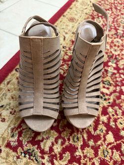 Sandals 8.5