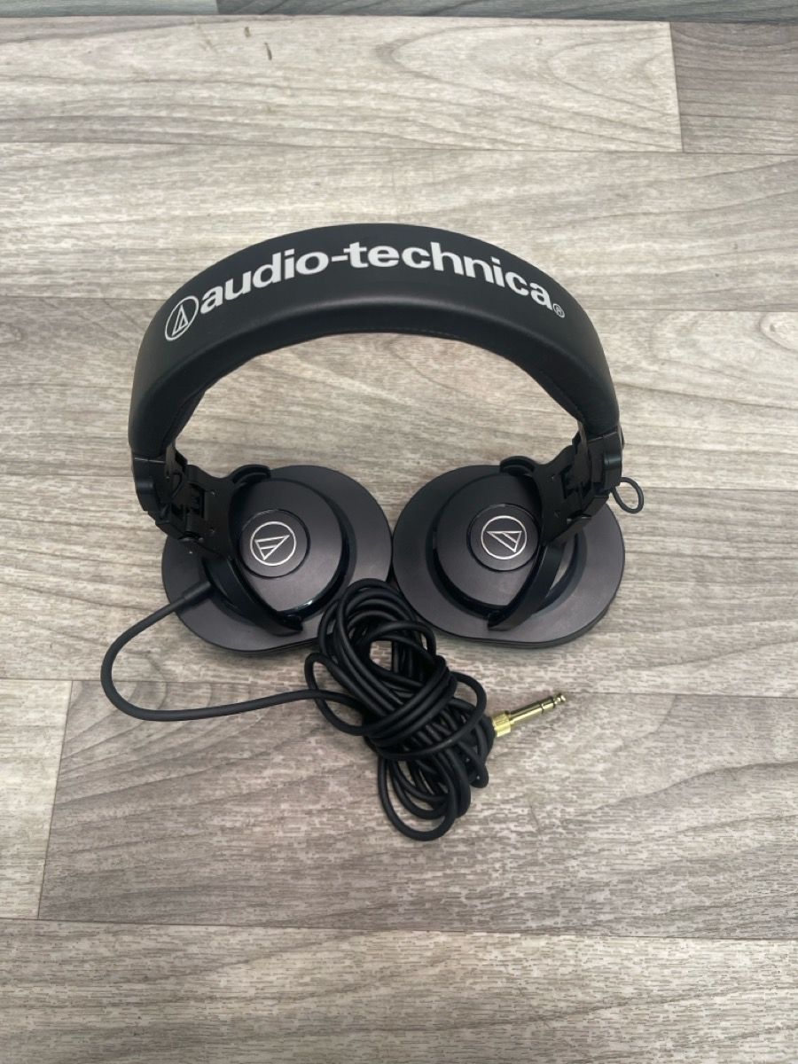AUDIO-TECHNICA ATH-M30X HEADPHONES