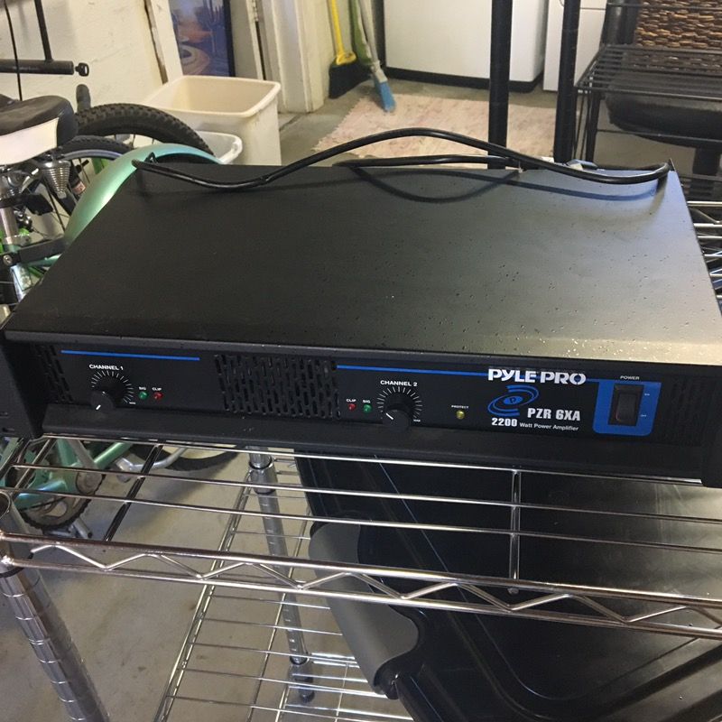 Pyle Pro PZR6XA 2200 Watt Professional DJ Power Amplifier