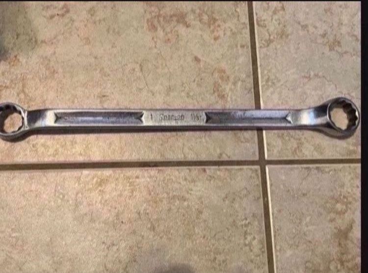 Snap On 1’ X 1 1/8 Wrench
