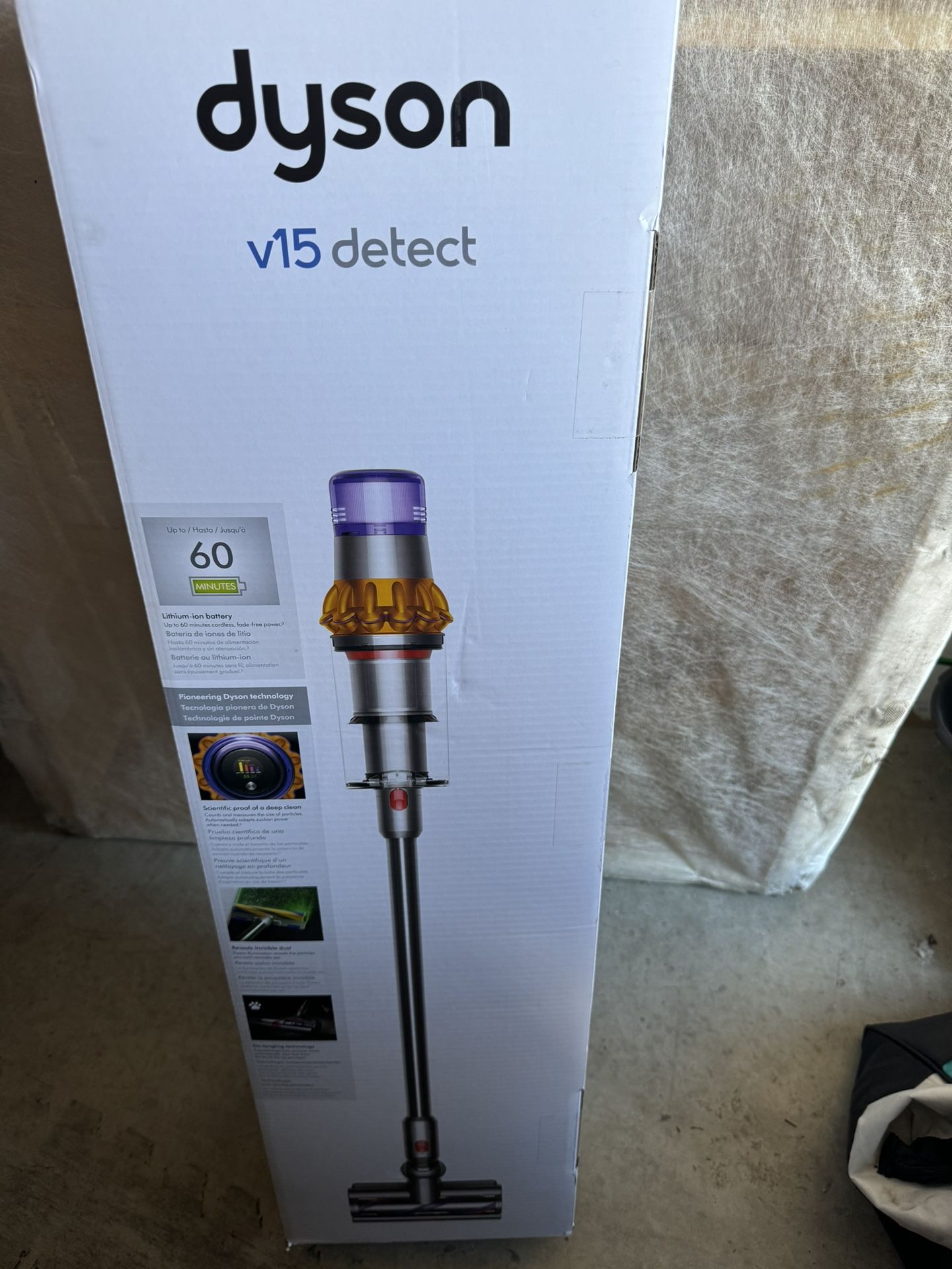 Dyson Stick Vacuum V15