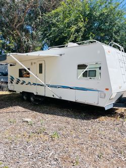 2005 26’ Weekend Warrior Toy Hauler
