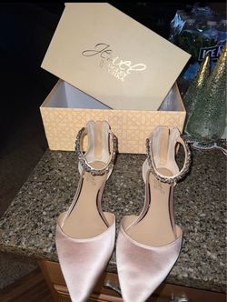 Jewel Badgley Mischka Embellished Pointed Toe Flats