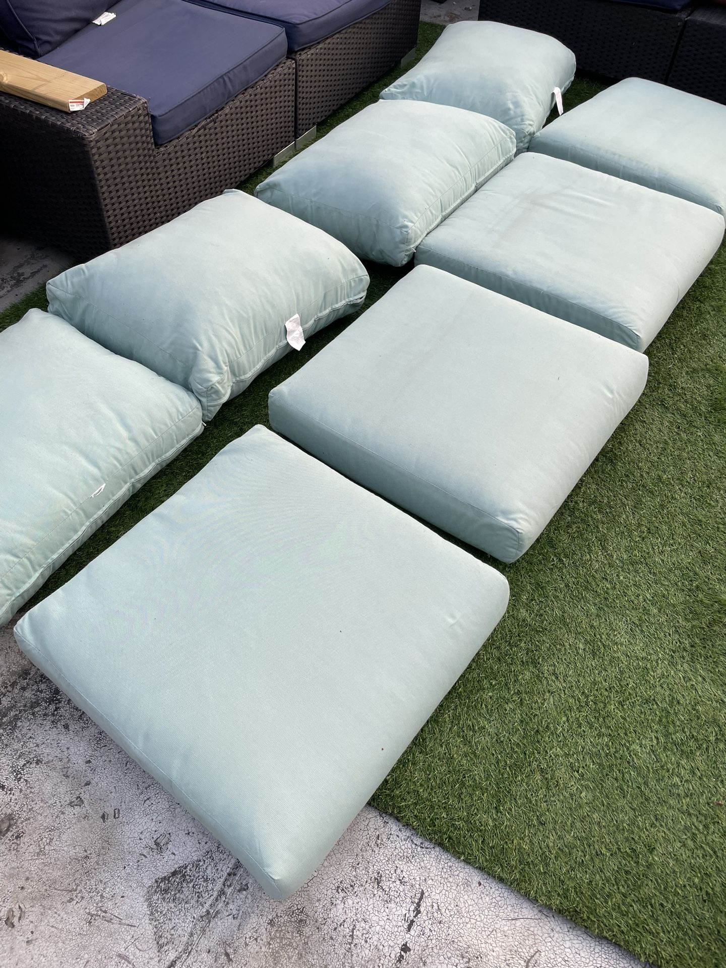 Outdoor Cushions Set