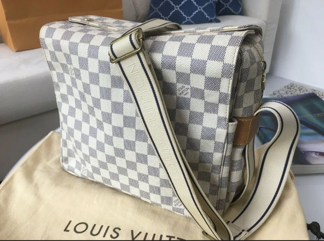 Louis Vuitton Damier Azur Messenger Bag 100% Authentic