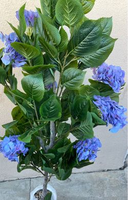 Artificial Hydrangea Flowers Tree 5ft Tall Fake Potted Decorative Hydrangea Tree For Modern Living Room Home Office
