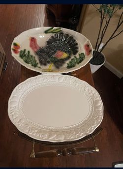 Set Of 2 Serving Platers 