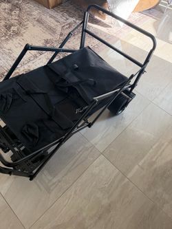 Collapsible wagon