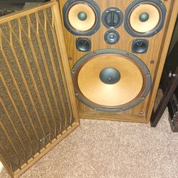 Vintage Kenwood Kl777 Speakers 