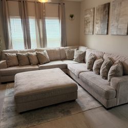 Sectional / Large Couch With Ottoman