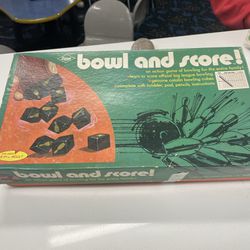 Vintage Bowl And Score Game