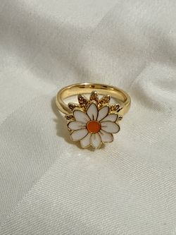 Spinning Ring: Daisy