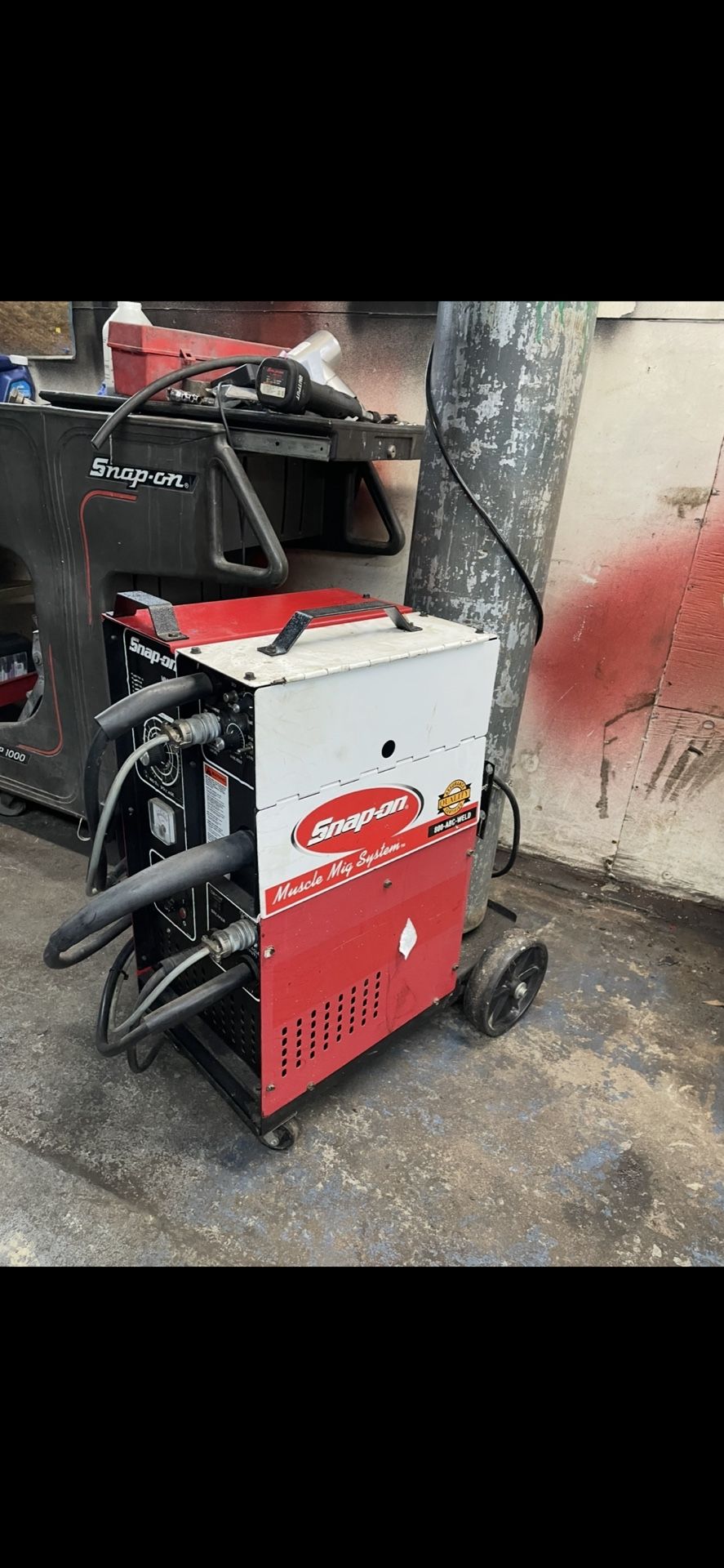 Snap-On Professional Welding Machine. MiG TIG Aluminum