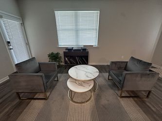 Sitting Area arm Chairs And Tables