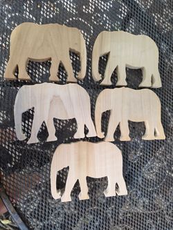 Set of 5 Wooden Elephant Decor 7x1x5