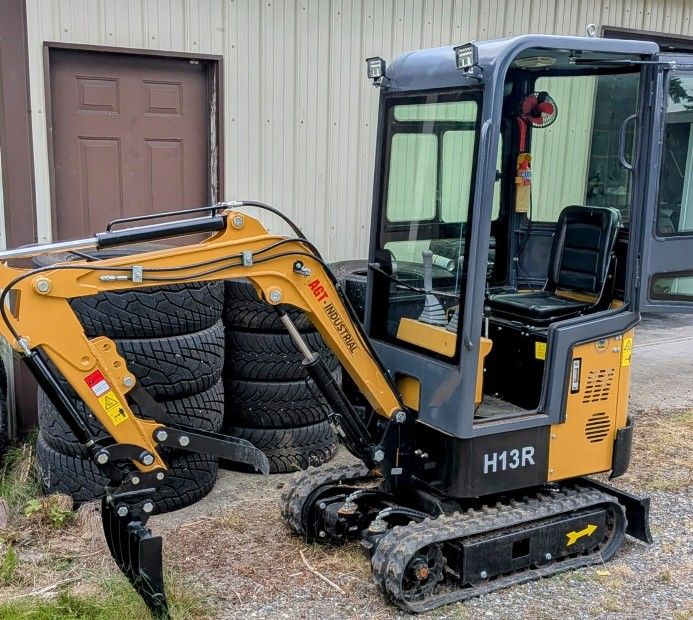 1Ton Sub Compact Mini Excavator
