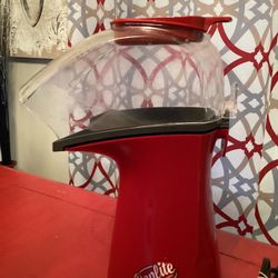 Presto Popcorn Air Popper. Great condition. Pickup only