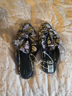 So many Flats size 10 and 11