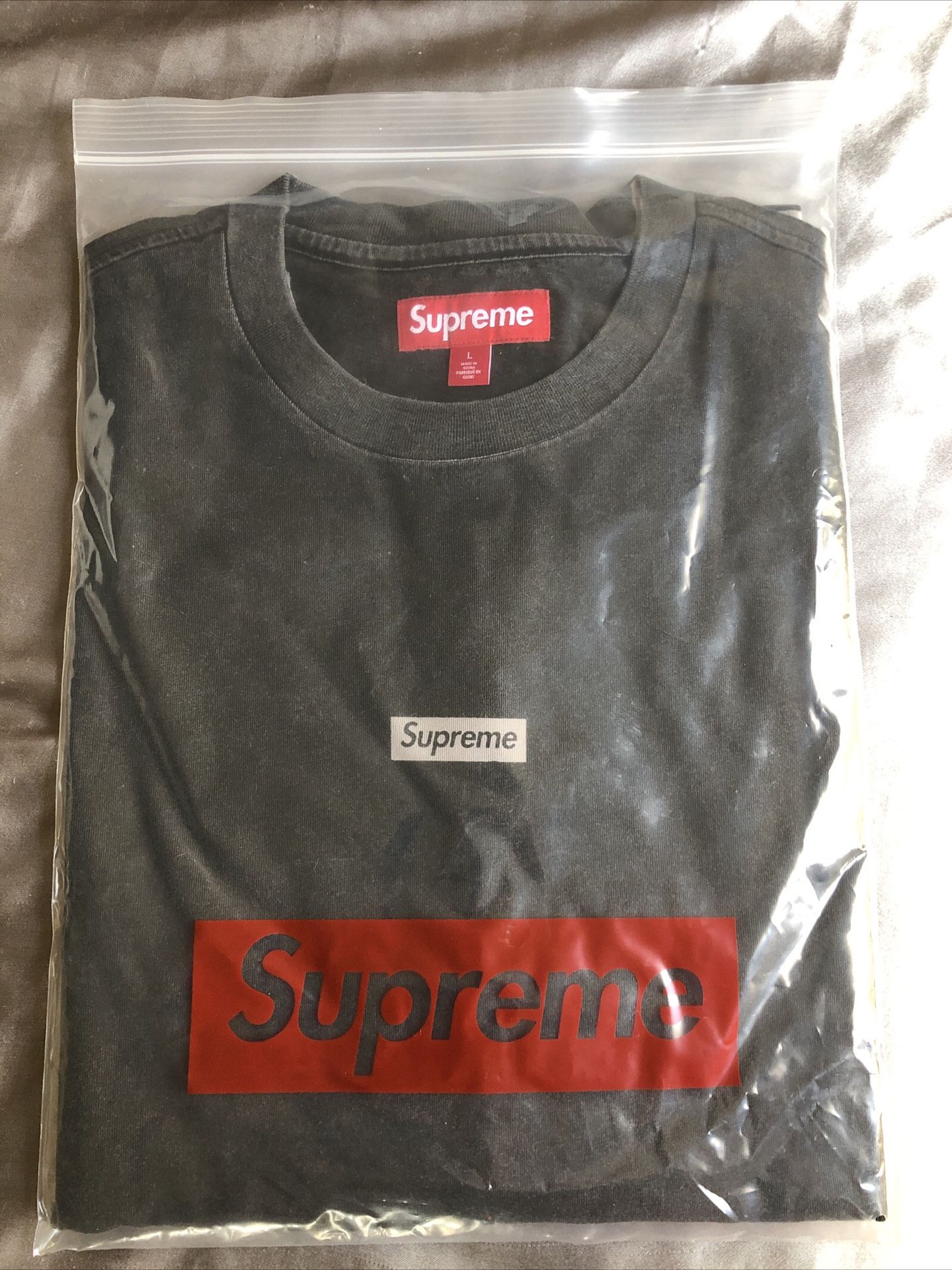 Supreme Overprint Small Box T-shirt Mens Large SS24