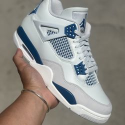 Jordan 4 MILITARY BLUE SIZE 11 And 10.5 Brand New 