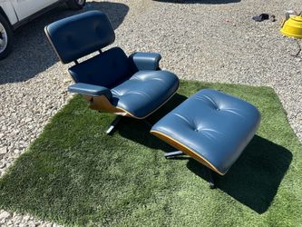 Genuine EAMES Blue Leather Lounge Chair and Ottoman ~ CAN DELIVER!!!