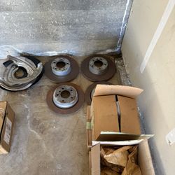 F30 F32 3 Series Full Set Of OEM Pads Rotors Calipers Sensors And Backing Plates